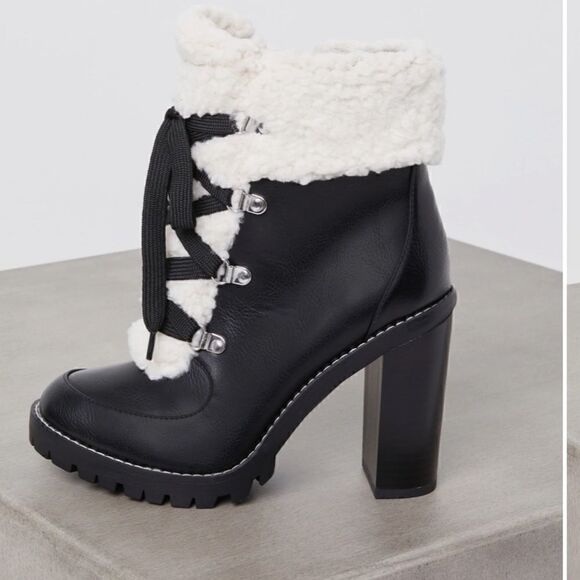 PALLI FAUX SHEARLING LACE-UP BOOTIE BCBGeneration - Picture 3 of 14